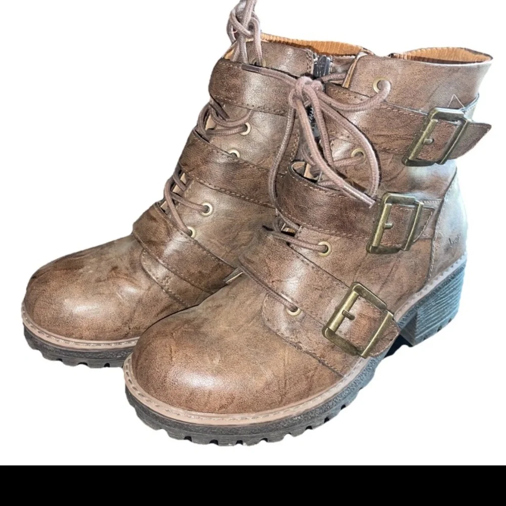 b.o.c Brown Combat Ankle Boots Buckle Zipper Lace-Up Women's Size 6.5 - Picture 1 of 9